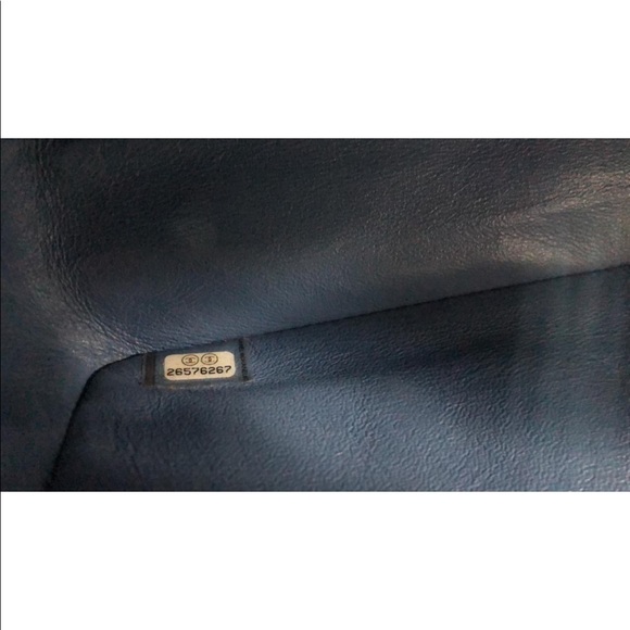 ❗️SOLD❗️2019 🔥Chanel Denim Medium Flap Bag! - Picture 5 of 6